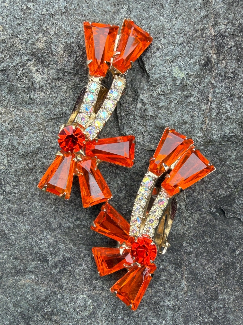 Vintage Juliana Verified Delizza & Elster Orange Crystal Cluster Clip-On Earring